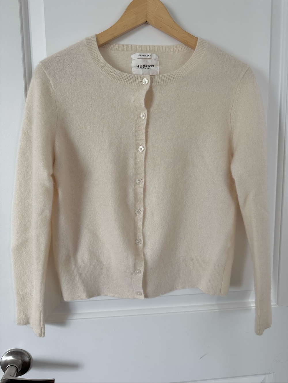 Hudson North cream off-white cashmere cardigan, fits size small or XS